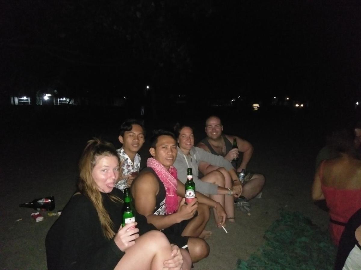 Hostel Family *